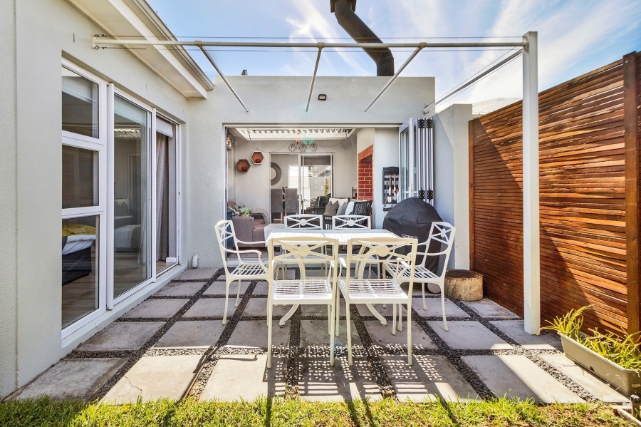 3 Bedroom Property for Sale in Burgundy Estate Western Cape